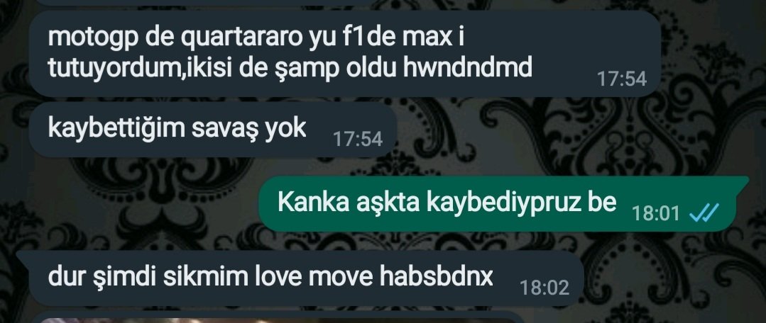 Romantiklik desen var <a href="/loordofdrinks/">Emre</a>