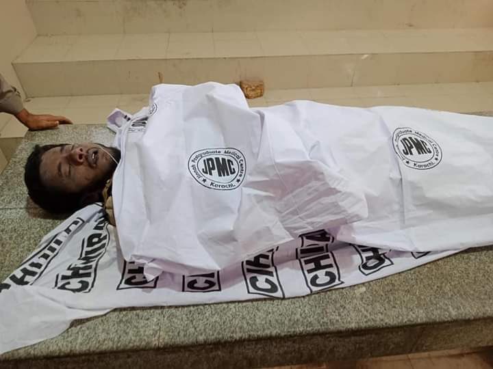 MuqeemChanihoon's tweet photo. ڳوٺ بک رهڻ نٿي ڎي ڪراچي ۾ وحشي بگهڙ ڳولين جو کاڄ بڻايو ڇڎين

#justiceforshahidrahimoon https://t.co/F7phGiiAkz