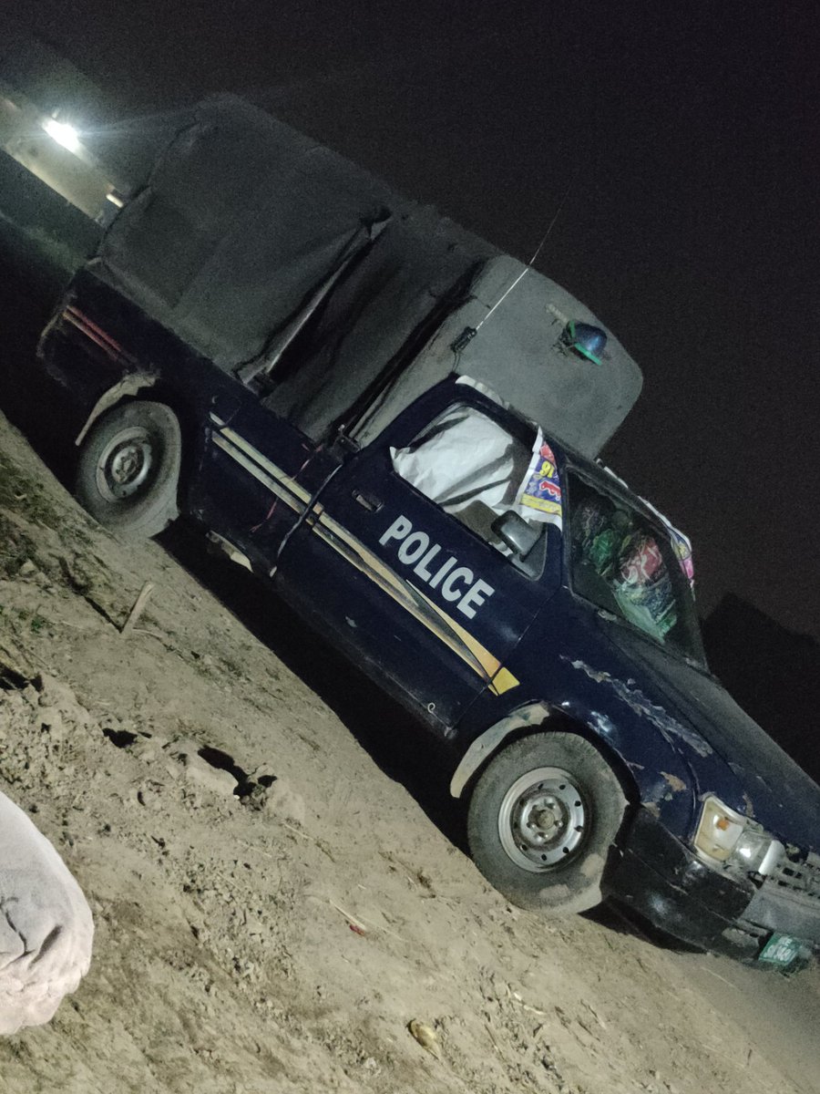 junaidrao44's tweet photo. IMF sy kuch fund in jawano k liay b plzz #PunjabPolice https://t.co/qocbbxNkK8