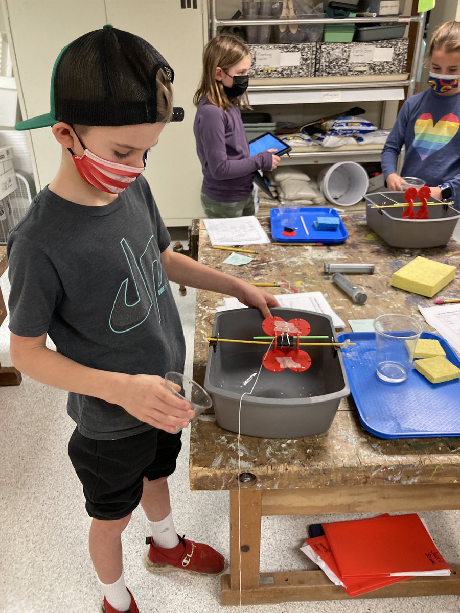 msdambrose's tweet photo. Design, test, redesign water wheels to lift a paper clip from the floor to the table. Engaged brains are problem solving! @CrowIslandD36 @winnetka36 https://t.co/V2NzUXUu7o