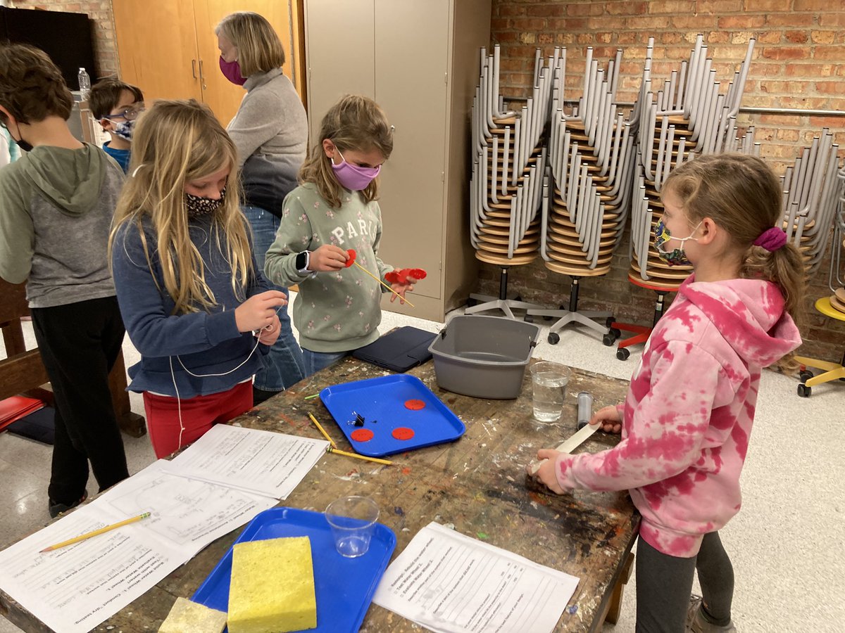 msdambrose's tweet photo. Design, test, redesign water wheels to lift a paper clip from the floor to the table. Engaged brains are problem solving! @CrowIslandD36 @winnetka36 https://t.co/V2NzUXUu7o