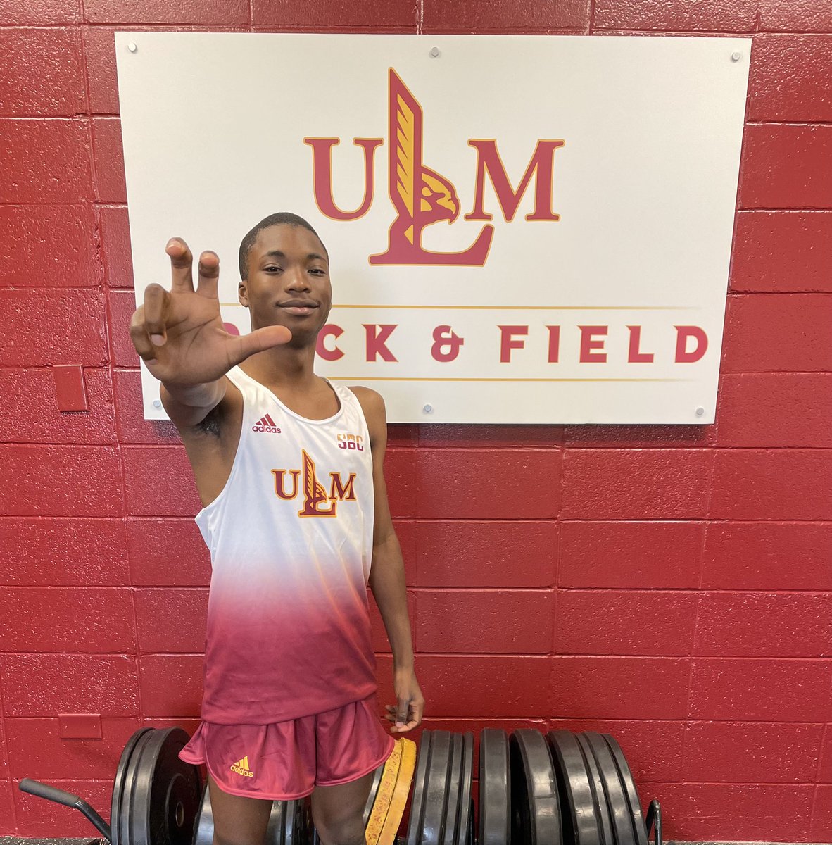 I had an amazing visit to Louisiana Monroe University 💛🦅 thank you @David_Ryan_Si for the amazing experience <a href="/ULM_Track/">ULM Track & Field / XC</a>. #thebestisonthebayou