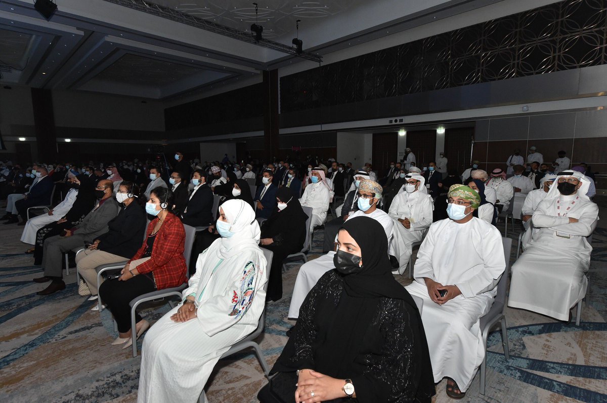 OmaniMOH's tweet photo. #يحدث_الآن افتتاح #مؤتمر_الرعاية_الصيدلانية_العاشر تحت رعاية معالي الشيخ الفضل بن محمد الحارثي - أمين عام مجلس الوزراء. https://t.co/ulP47KMJZ1