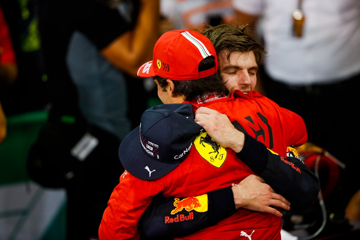 fia's tweet image. #F1 - @Max33Verstappen won his 1st World Driver’s Championship at the end of one of the most intense title-deciders in @F1 history passing rival @LewisHamilton to take the lead on the last lap of the #AbuDhabiGP while @Carlossainz55 finished 3rd 🇦🇪 ⬇
fia.com/news/f1-versta…