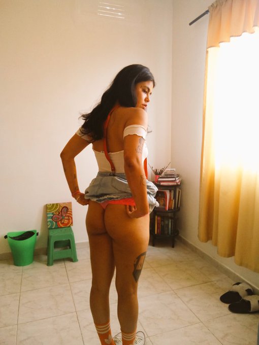 I can't stop thinking stuff even I'm chill hahaha fuck. Enjoy ✨ #sorrynotsorry #sick #cute #littleass<a href="/tag/cute"class="tags"><span>#cute</span></a><a href="/tag/doll"class="tags"><span>#doll</span></a><a href="/tag/sick"class="tags"><span>#sick</span></a><a href="/tag/chill"class="tags"><span>#chill</span></a><a href="/tag/babygirl"class="tags"><span>#babygirl</span></a><a href="/tag/sundayfunday"class="tags"><span>#sundayfunday</span></a>