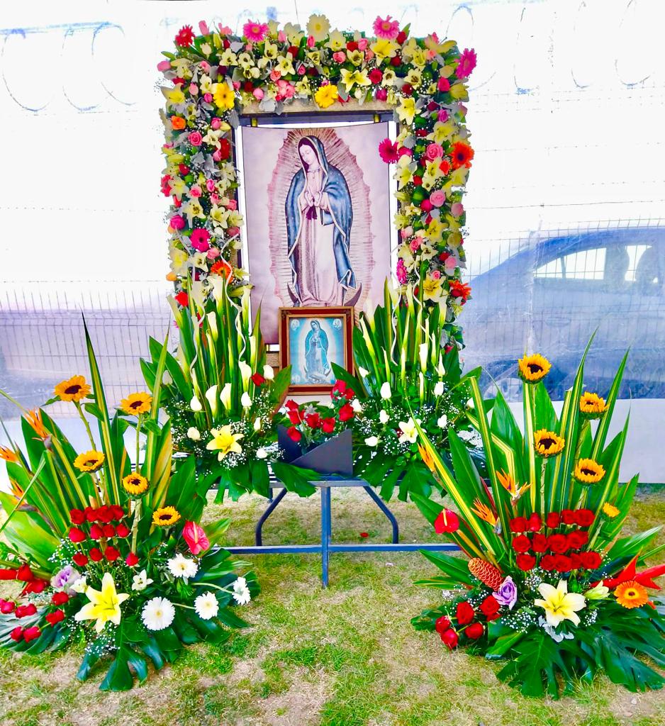 Presente nuestro Líder <a href="/leobardosoto/">Leobardo Soto</a> con Trabajadoras y Trabajadores cetemistas  <a href="/CTMPuebla/">CTM_FTPuebla</a> de la industria metalmecánica planta <a href="/Truper/">Truper</a> Sitio #Puebla, Celebran SANTA MISA con GRAN FE Y DEVOCIÓN, en honor a la MORENITA del Tepeyac 🙏  
#UnidadYTrabajo