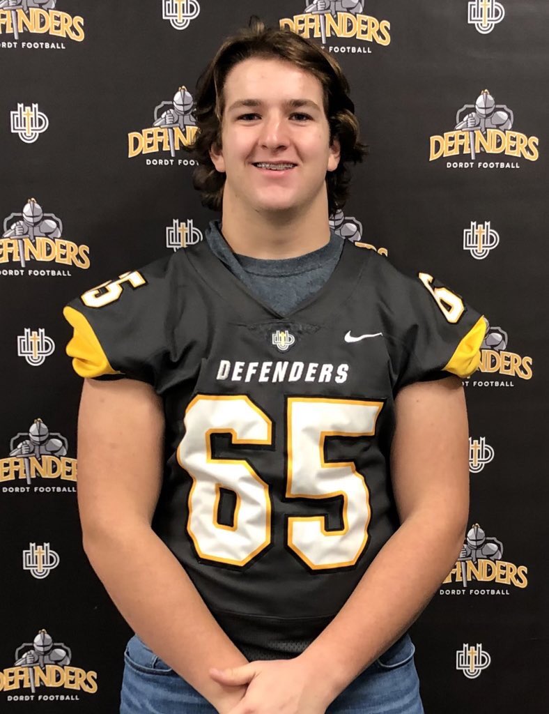BuckholtzNolan's tweet photo. After an amazing official visit with Dordt, I’m honored to announce they have given me my first offer to play OL. Can’t wait to see what the future holds! ⚔️ @DordtFB @Maple_River_FB https://t.co/ETPDmj2g1J