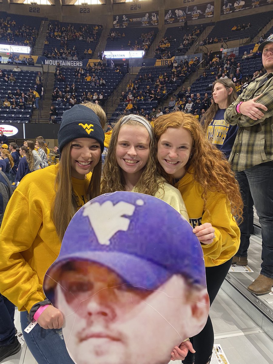 sidneyyhacker's tweet photo. #WVUGAME https://t.co/NF0U395hqo