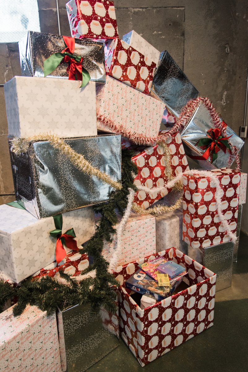 trademarkbrew's tweet photo. SHARE THE JOY and support The Guidance Center (@tgc_lb) with our TOY DRIVE! Donate any new, unwrapped toy & enjoy your first beer for just $5 - now through 12/22!
#trademarkbrewing #labrewers #LAbeer #longbeach #longbeachbeer #lbc #sanpedro #southbay #torrance #toydrive https://t.co/Eymi63UtIc