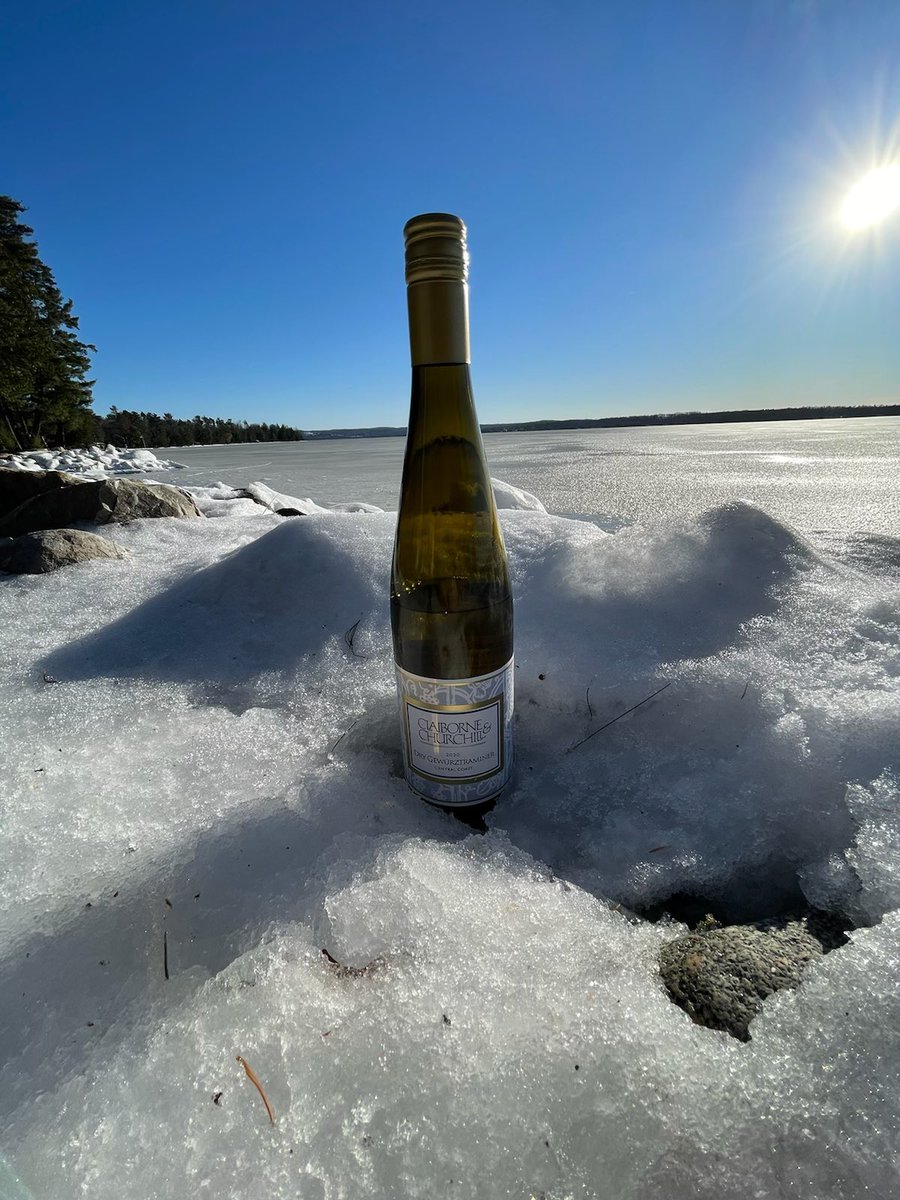 chachaspillane's tweet photo. On a lighter note…
My dear friend Bill just reminded me, this is how we do it in the #TipOfTheMitt #ElkLake @PureMichigan https://t.co/dgEnBBCT6r