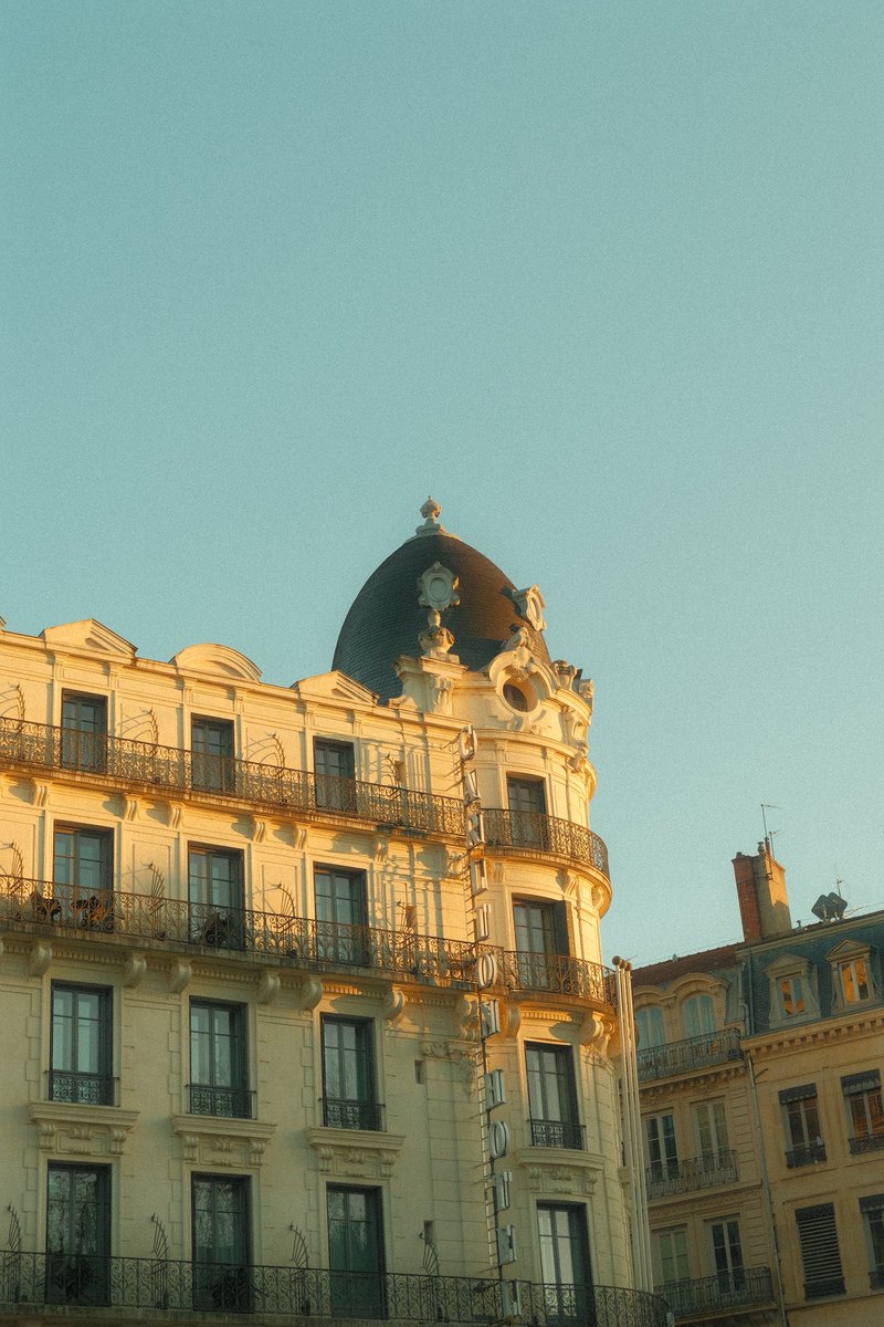 Distort_tears's tweet photo. Petite sortie dans Lyon pour tester les réglages de mon #fujifilm
#Lyon #lyonphoto https://t.co/MqCc4VYB83