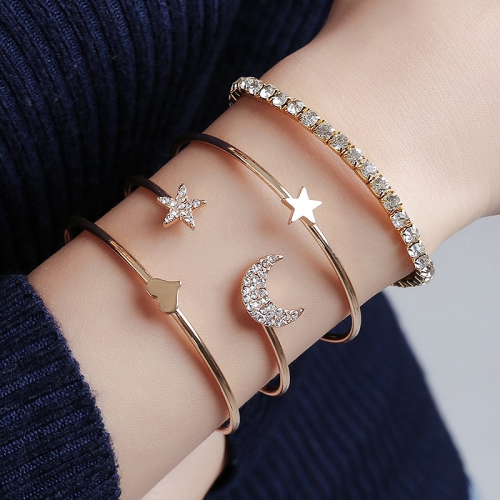 NomadeJewels's tweet photo. #diamonds #rhinestone #jewelry Crystals Decorated Charm Bracelets 4 pcs Set https://t.co/mTEMR8O7V8 https://t.co/MMKMcy48WS