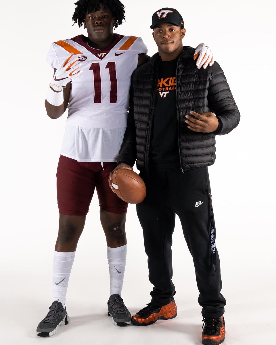 Feel like I’m untouchable, ain’t cocky, I’m just confident 🤷🏾‍♂️

#GoHokies🏈🦃