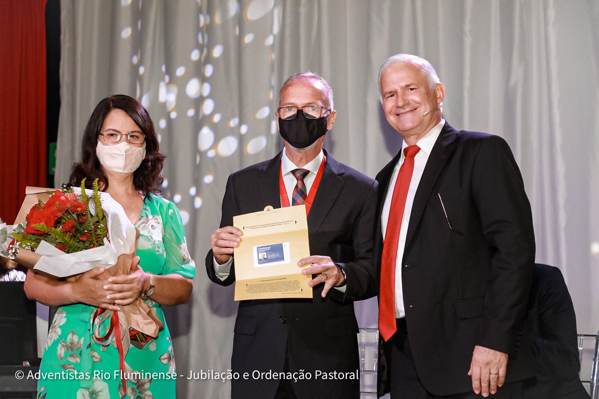 AdventistasARF's tweet photo. Quantas emoções em uma tarde! Cerimônia Especial de Jubilação do pastor Josimir Nascimento. Momentos de celebrarmos as vitórias ao longo do ministério pastoral. https://t.co/MI4D4AIYHX