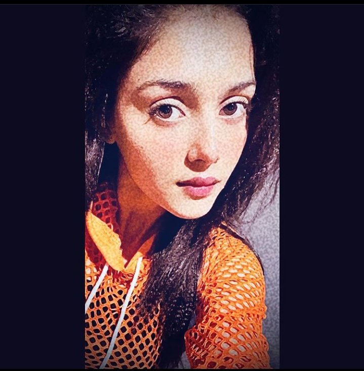 Mallika82720639's tweet photo. Good night ♥️
.
@iammallikasingh 
#mallikasingh https://t.co/dzb8Ehk5Ls