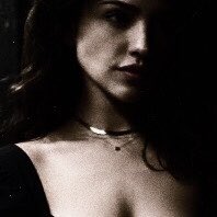 [ 𝘈𝘯 𝘐𝘴𝘢𝘣𝘦𝘭𝘭𝘢 "𝘝𝘦𝘯𝘦𝘻𝘪𝘢" 𝘊𝘢𝘳𝘰𝘻𝘻𝘢 𝘚𝘵𝘰𝘳𝘺 ]

— ᴍᴏɴᴇʏ ʜᴇɪsᴛ; 
— ʟᴀ ᴄᴀsᴀ ᴅᴇ ᴘᴀᴘᴇʟ;
— ᴏʀɪɢɪɴᴀʟ ᴄʜᴀʀᴀᴄᴛᴇʀ sᴏʟᴏ sᴇʀɪᴇs; ᴘᴀʀᴛ ᴏɴᴇ

"It’s a new dawn; 
it’s a new day; 
it’s a new life for me… 
and I’m feeling.. good."