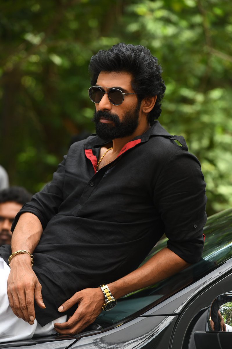 VictoryTrends's tweet photo. @RanaDaggubati Massess 🔥🔥
DANNY ATTITUDE KAA BAAP 💥💥

#BheemlaNayakTeaser #BheemlaNayak 

#HBDVictoryVenkatesh https://t.co/ZOq4FRraRM