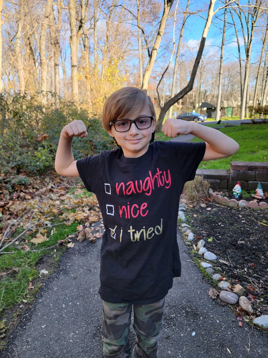 MrsLostInPlace tweet media