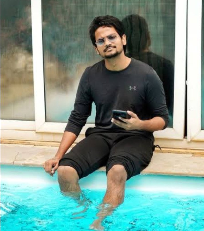 Geethanjali0919's tweet photo. #TitleConquerorShannu
Mr. Cool😎
Shannu 🔥🔥 https://t.co/x0MSLdKJOO
