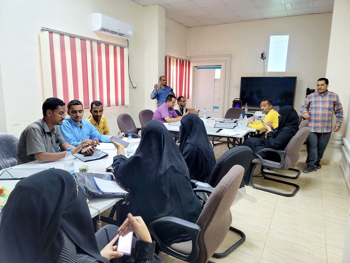 SFDYemen's tweet photo. SFD #Aden launches 3 workshops establishing new activities:
🌱 Orientation for #Food_Security and Sustainability in Fragile Situations #FSSFS
🔗#Tamkeen_Program work in enhancing #social_cohesion during conflict
🔍Guidance to verify the operational status of completed projects https://t.co/rPl91Ownel