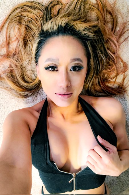 Y'all might not believe me, but I am extremely shy 😅 I do open up and give all of my adoration &amp; love<a href="/tag/love"class="tags"><span>#love</span></a><a href="/tag/friends"class="tags"><span>#friends</span></a><a href="/tag/sundayfunday"class="tags"><span>#sundayfunday</span></a><a href="/tag/sundayvibes"class="tags"><span>#sundayvibes</span></a><a href="/tag/crazy"class="tags"><span>#crazy</span></a>