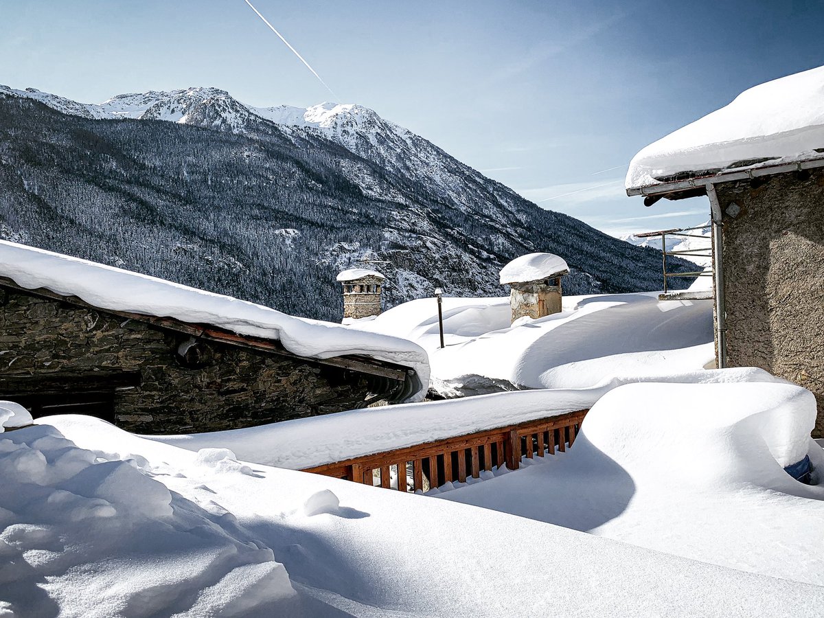📍Bonvillard, l’un des hameaux d’Orelle 🤍❄️☀️