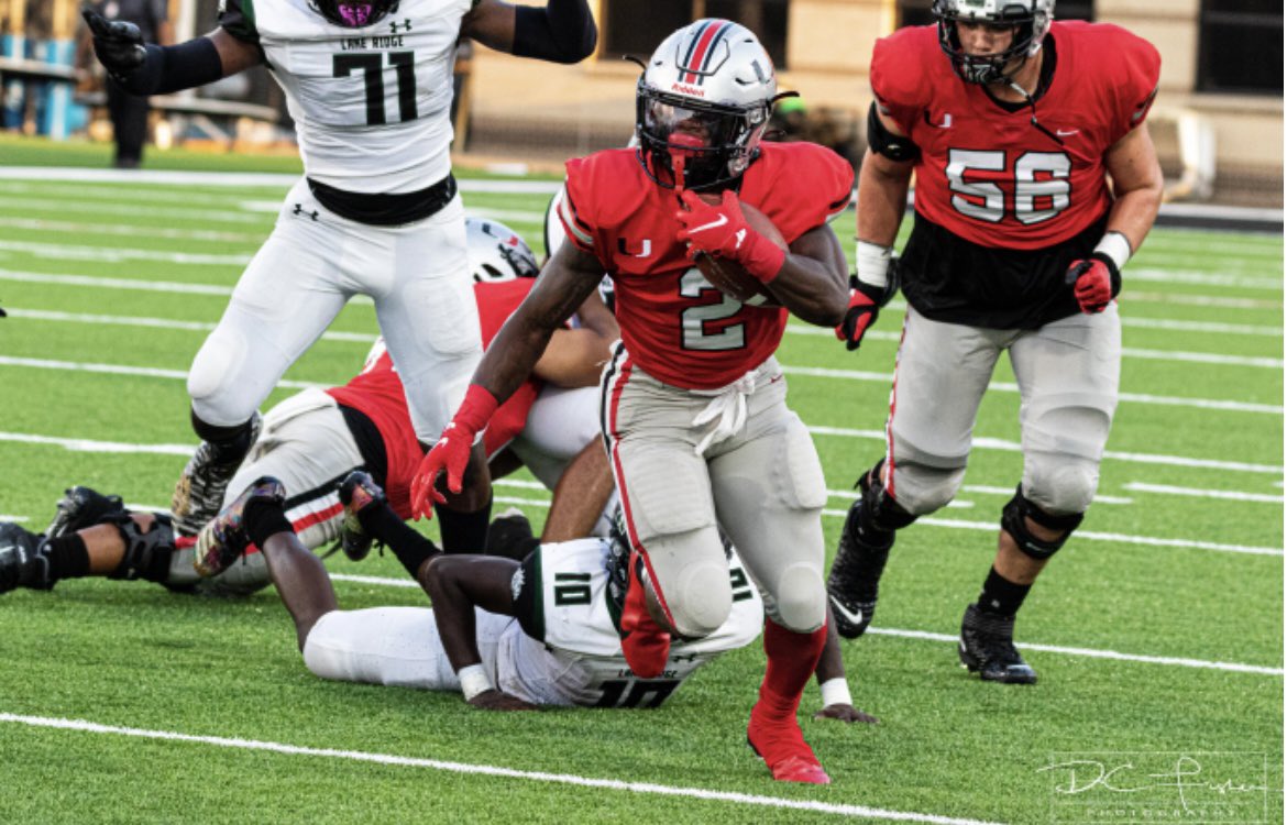 13 Games, 2341 All Purpose Yds, 32 Total tds! 

Watch the tape! #Whynotme #Wakeemup

hudl.com/v/2FjMN5