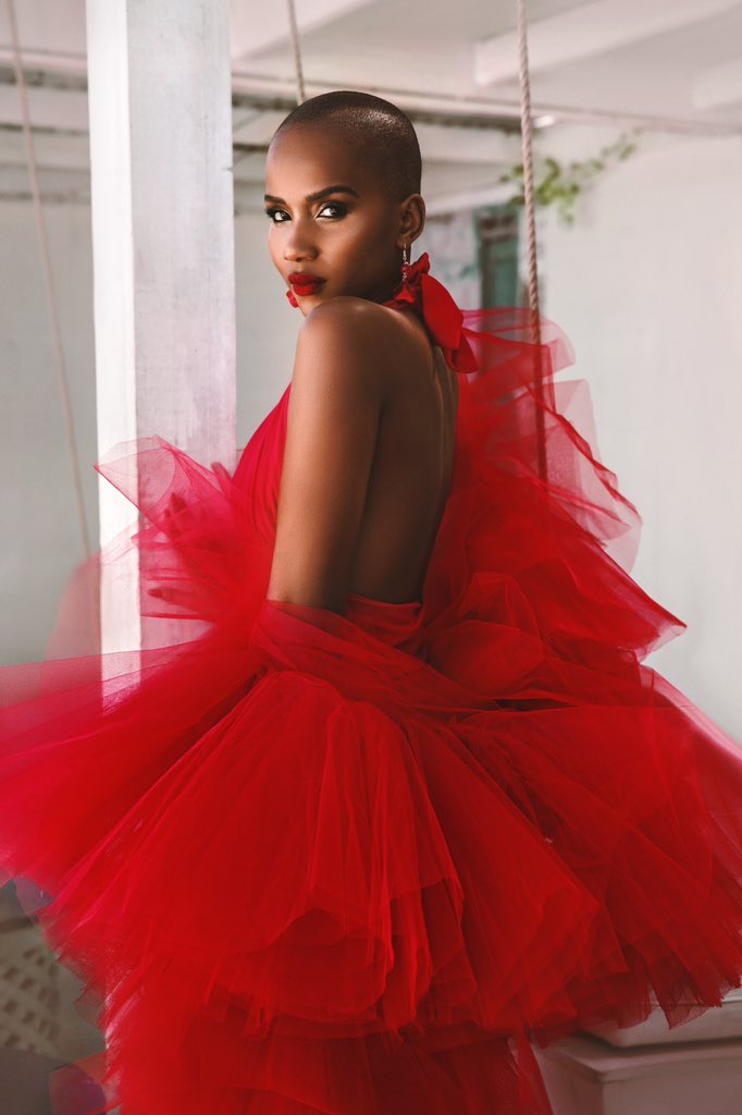 abigailmusida's tweet photo. Lady in red 🚨 https://t.co/izG6uTFtuW