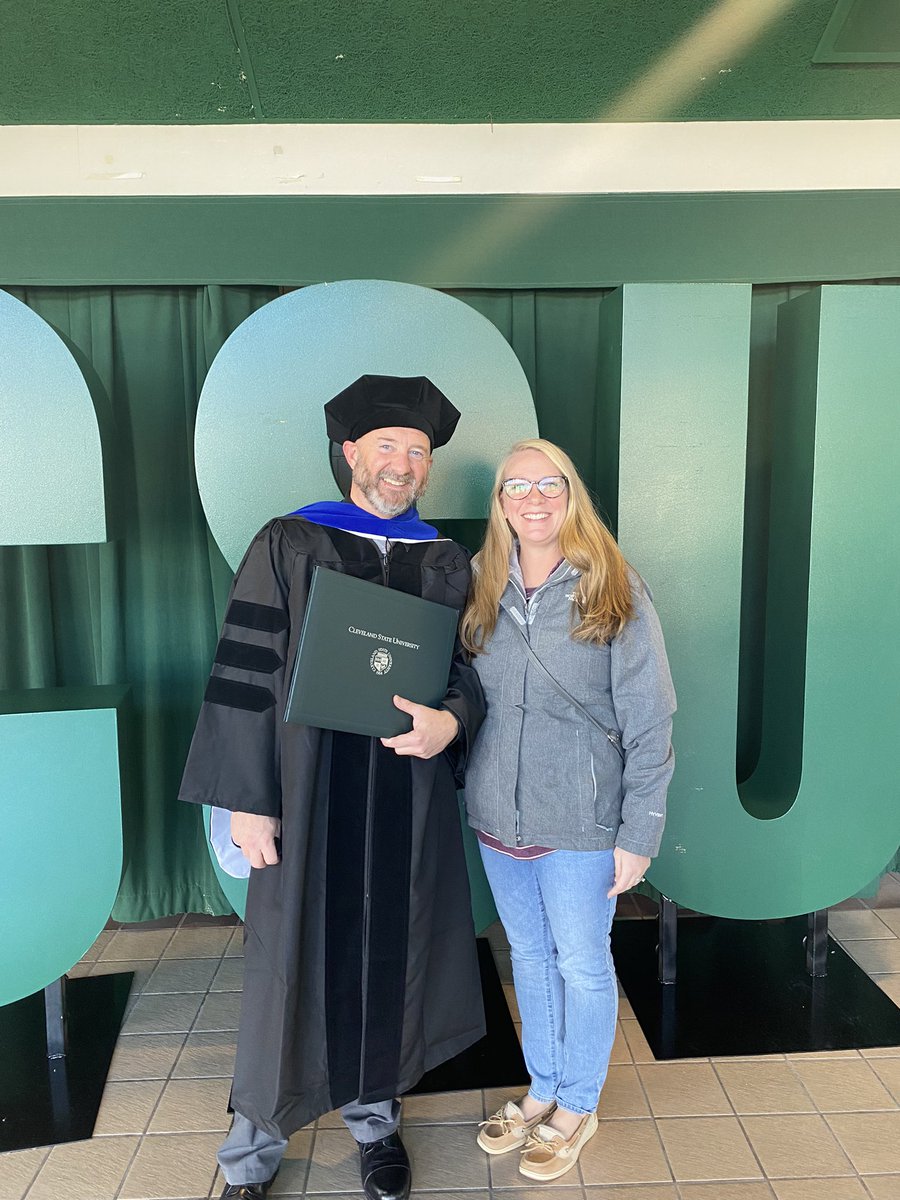 peltz_art's tweet photo. Congrats to the man, the myth, the legend! Today I am proud to call my husband Dr. Peltz!!! @AndyPeltz #andyrocks https://t.co/hCJsGbyMzp