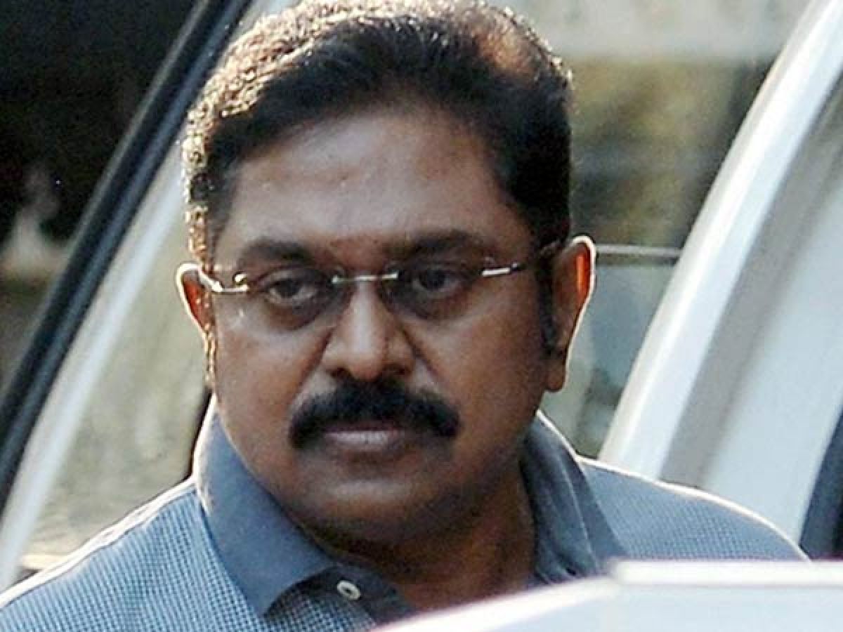VtAjithkumar's tweet photo. #HbdTTVDhinakaran வல்லாதிக்க எதிர்ப்பில் இவர் காட்டும் வல்லமை, இங்கே எவரிடமும் இல்லாதது. தனித்து நின்றாலும் தனித்துவமானவர் அவரே எங்கள் மக்கள் செல்வர்... https://t.co/AoZlDkcSLa