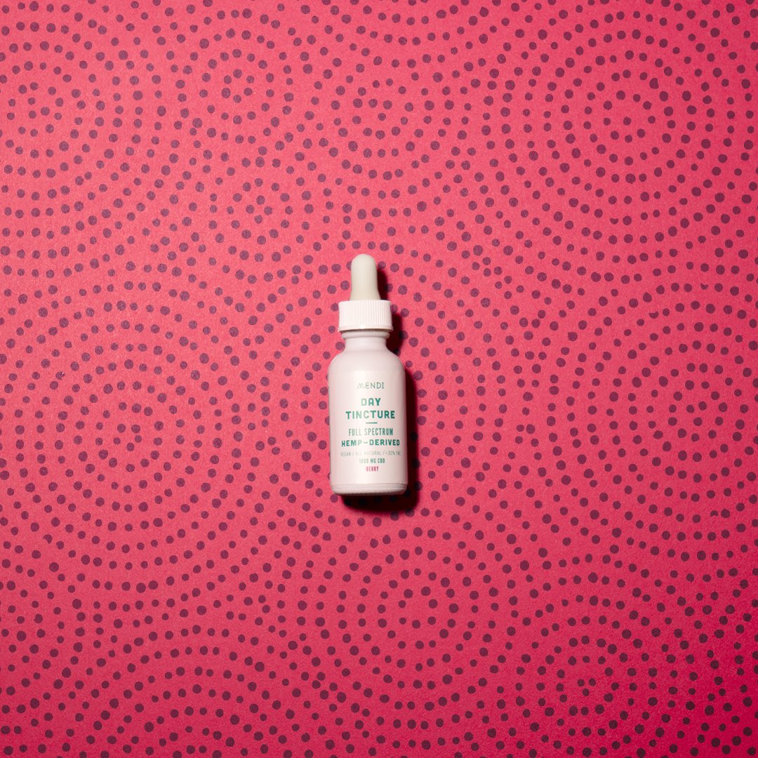 themendico's tweet photo. Even late nights can have bright mornings. Whether you were up all night at work or play, Mendi's Day Tincture has your back. Enjoy up to 60 fast-acting doses of powerful CBD, herbs and terpenes formulated for sustained energy & focus. #thrivenaturally https://t.co/TjH4xUpprQ https://t.co/wjsngmeCz5