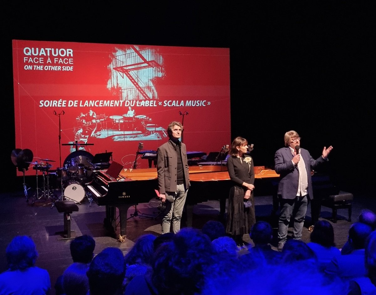 Projet_Scala's tweet photo. Mélanie Biessy @MBiessy, présidente de La Scala Paris, Frédéric Biessy @BiessyF, directeur général, et Rodolphe Bruneau-Boulmier @RodolpheBB, directeur de la musique,lance le nouveau label Scala Music devant une salle comble. https://t.co/cWuUZ23Rcx