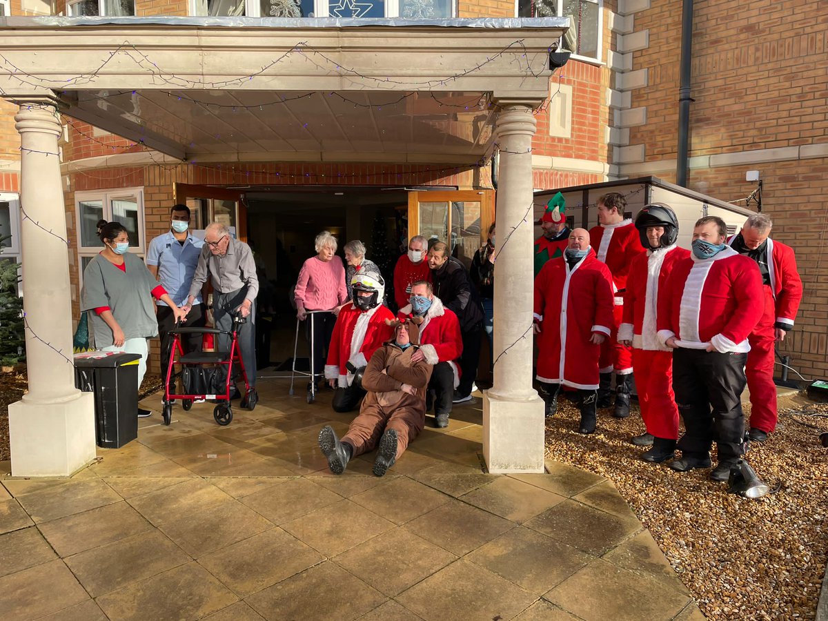 cambsvolbikers's tweet photo. 13 care establishments visited today. Trying to bring a little joy, though raucous to others 🎅🏍
#gtmincepierun https://t.co/rkQyMi6rsS