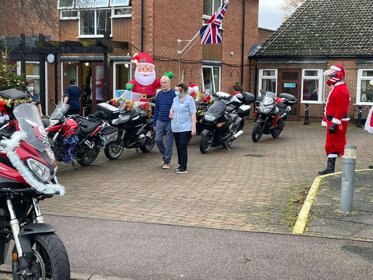 cambsvolbikers's tweet photo. 13 care establishments visited today. Trying to bring a little joy, though raucous to others 🎅🏍
#gtmincepierun https://t.co/rkQyMi6rsS
