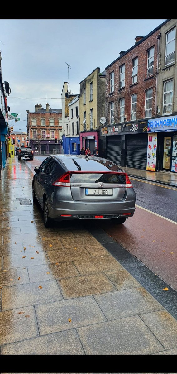 BadParkingLK's tweet photo. This Sew Perfect driver has been parking for free for months now @QuinlivanTD @LimerickCouncil @GardaTraffic for a #badparkinglk #YPLAG #ParkWhereYouLikeSunday special. When are you going to do something about the #ThinkBeforeYouPark campaign? @DanielButlerFG @JLeddin https://t.co/Tj66lkmENG