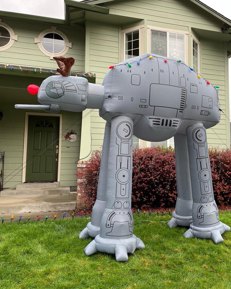 jediguybrarian's tweet photo. We got the #StarWars AT-AT #SnowWalker up for the season! NOW it’s #Christmas! https://t.co/UeY22ylifk