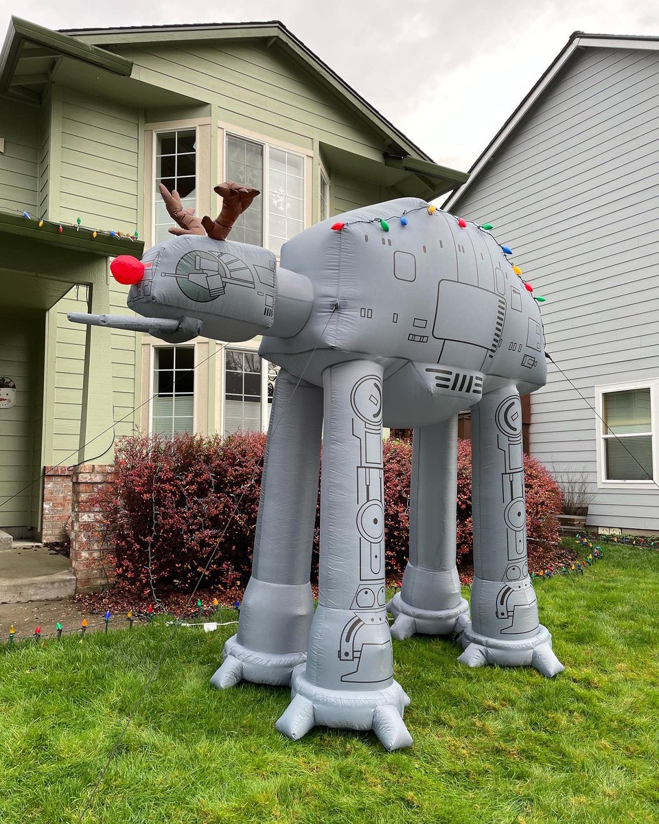 jediguybrarian's tweet photo. We got the #StarWars AT-AT #SnowWalker up for the season! NOW it’s #Christmas! https://t.co/UeY22ylifk