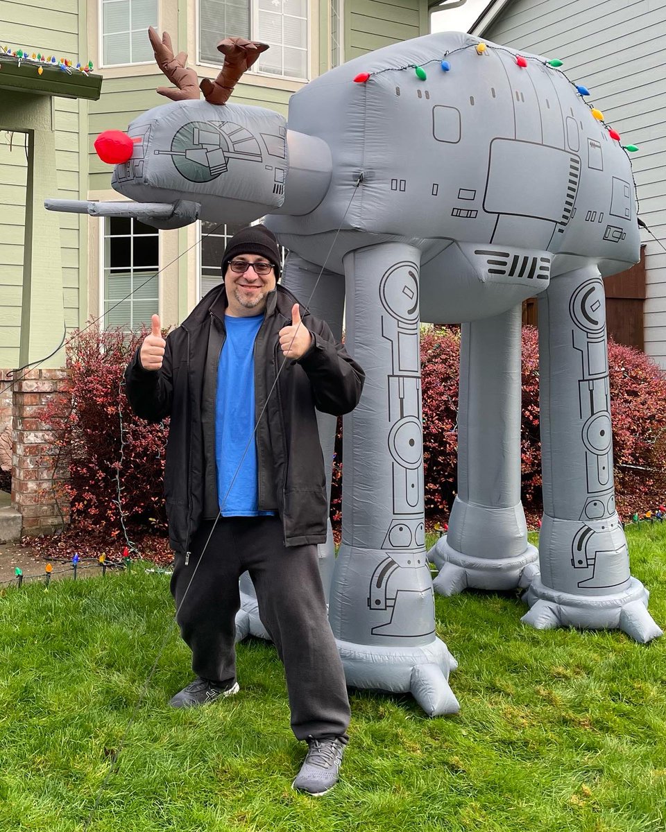 jediguybrarian's tweet photo. We got the #StarWars AT-AT #SnowWalker up for the season! NOW it’s #Christmas! https://t.co/UeY22ylifk