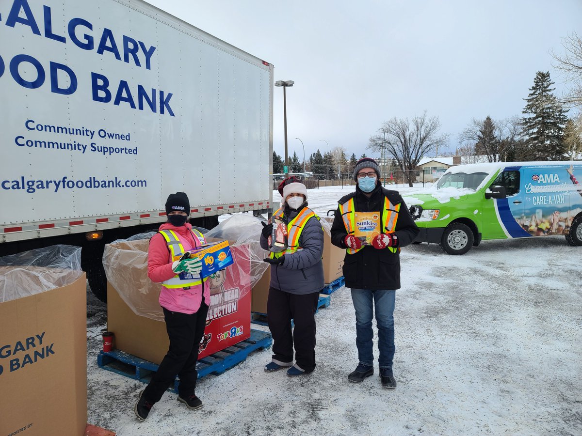 AMAcommunity's tweet photo. Great turn out so far in #yyc! Come on down until 1pm and help us #StackToSackHunger! @calgaryfoodbank
Info: https://t.co/mmqTUW8dOa
#FillOurFleet https://t.co/fmGv58tHmh