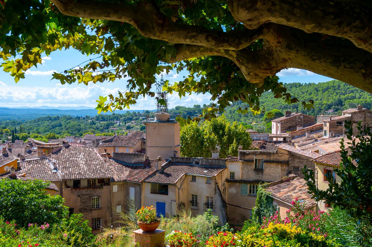 GayVoyageur's tweet photo. Une visite de Brignoles, un village au coeur de la Provence verte

https://t.co/3PCcTJFyxf

#gayvoyageur #brignoles https://t.co/hCQmuPXrAi