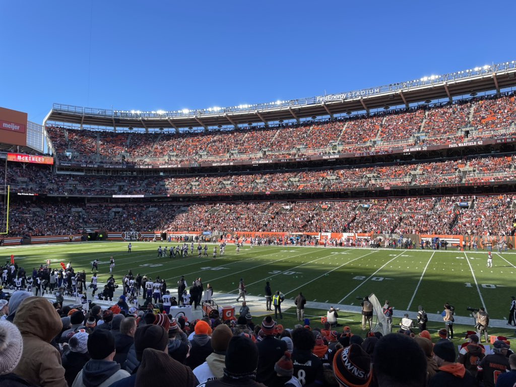 CGer_12's tweet photo. Go browns https://t.co/slbBMEZTag