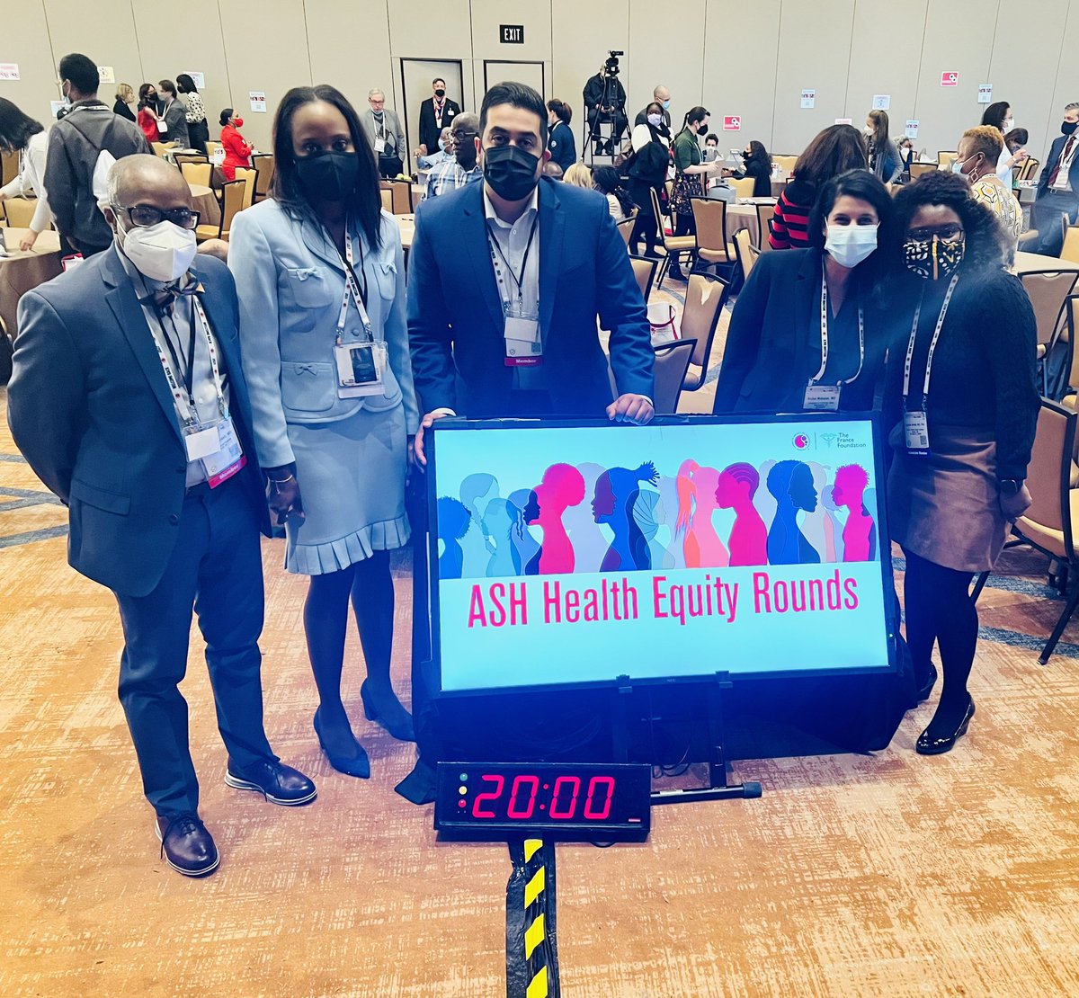 Inaugural <a href="/ASH_hematology/">ASH</a> #healthequity rounds a success! Loved meeting #hemetwitter celebs IRL <a href="/drzsicklecell/">Ahmar U. Zaidi, MD (Dr. Z)</a> <a href="/Lachelle_Dawn/">Lachelle Dawn</a> <a href="/MaureenAchebe/">Maureen Achebe</a> <a href="/DrewChicago/">Drew Campbell</a> <a href="/PTMcGann/">Pat McGann, MD</a> <a href="/DrPowerHays/">Alexandra Power-Hays, MD</a>