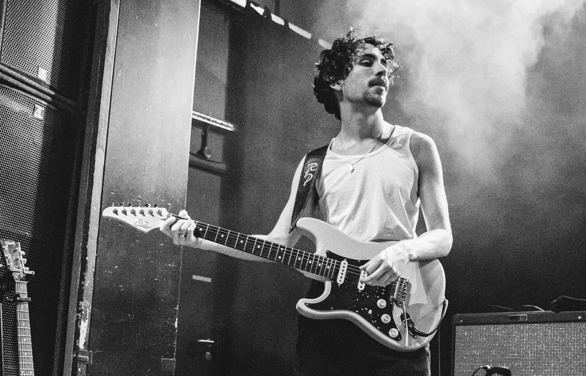 Words cannot describe how amazing Friday night was 🙌 legit blew our minds! What a way to end our tour and 2021, well worth the wait, and that's down to all you beautiful people 🌞 Thank you so much 🖤

📷 - <a href="/DeadPonyPhotos/">Tom Bee</a>