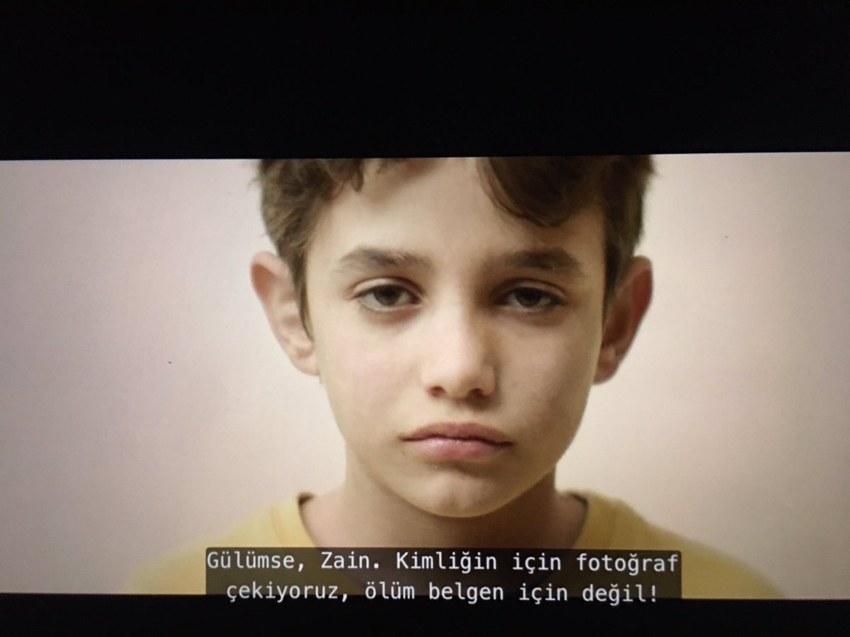 akati34's tweet photo. Bir yanda teknoloji dünyasının yükselen yıldızı metaverse evren/leri diğer yanda halen insani olarak çok ama çok farklı hayatların yaşandığı bu evren… #kefernahum @BarisOzcan #savethechildren #Metaverse #childworld https://t.co/VVU9a2HqKe