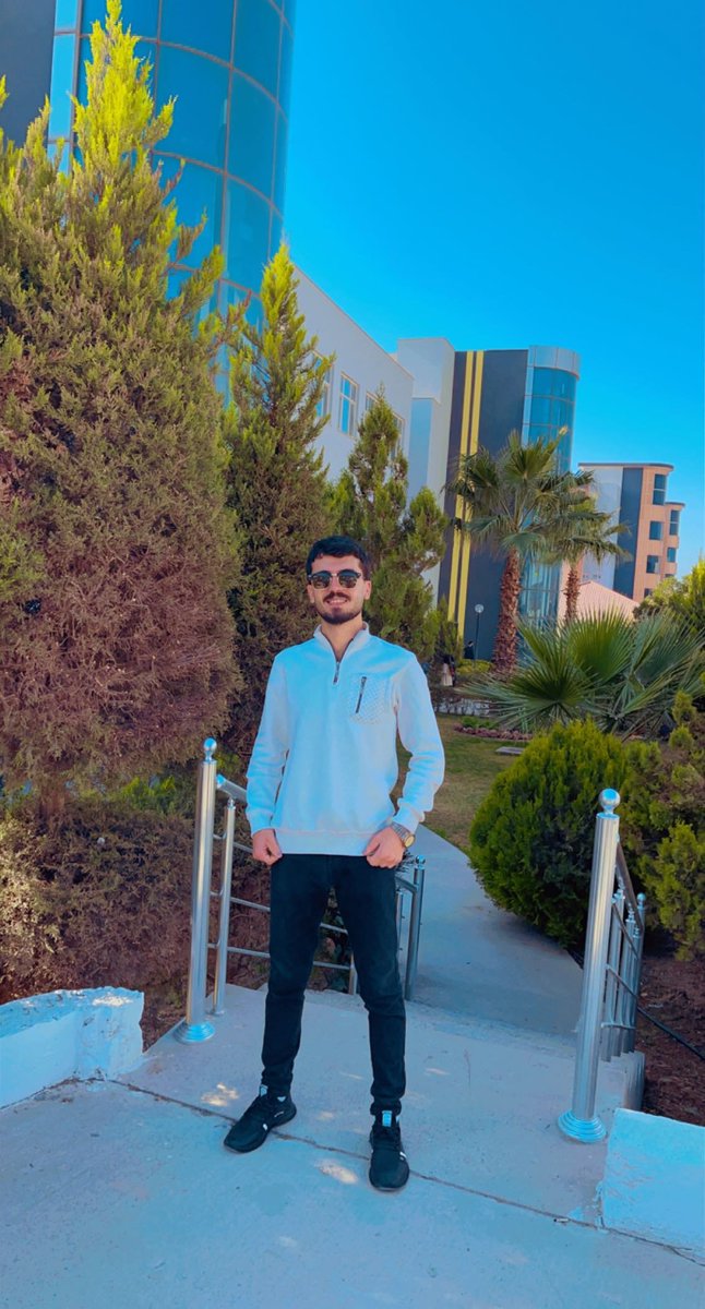 _Berwari_'s tweet photo. ژیانا خو دا بژی و مایتێکرنێ د ژیانا
کەسێ دا نەکە , بێی ھیچ ئەگەرەک
و ھەتا ژیانا وان چ گرنگیا خو ژی نینە بوتە

💙⚜️ https://t.co/TaCwC8hCp8