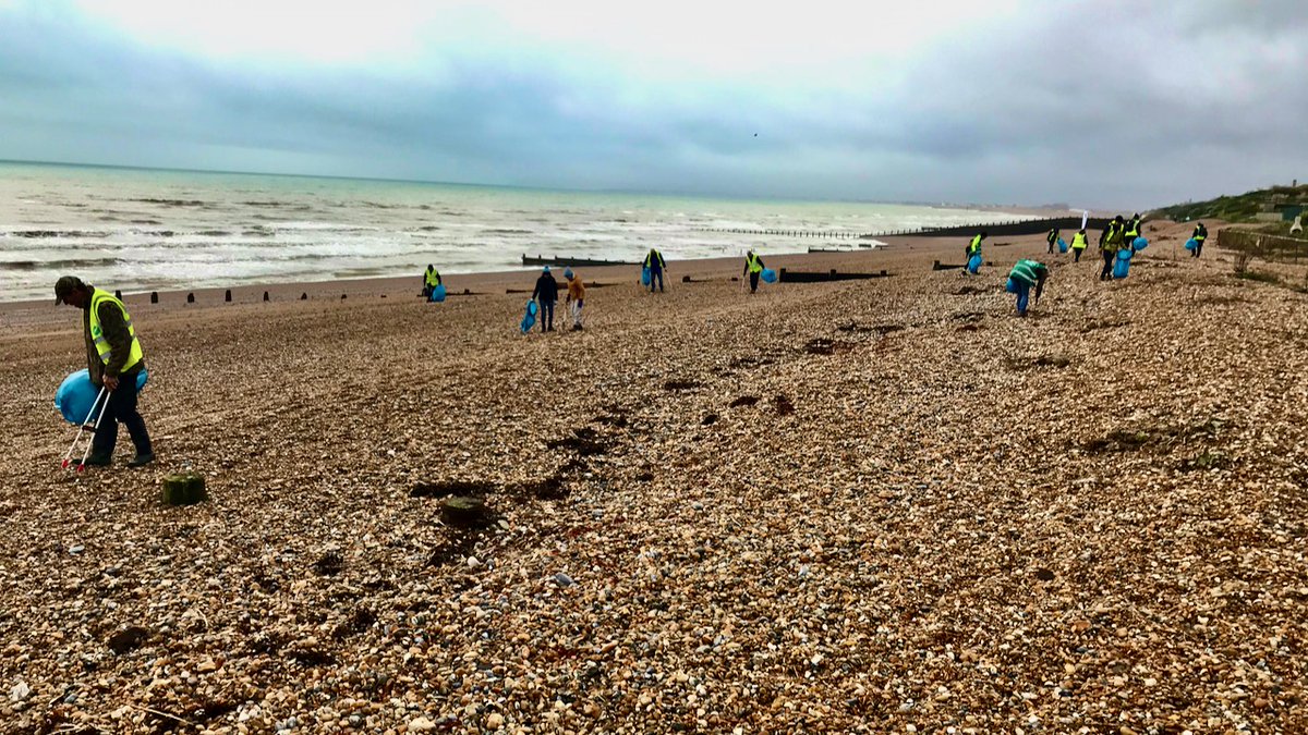 cleanseasplease's tweet image. Amazing people,
Brilliant day,
Cleaner beach,
Data gathered for the @mcsuk 
Still finding sewage related debris #unflushables
#Dataisevidence
Beaulieu Beach #Bexhill #Rother @RotherVA @StrandlinersCIC