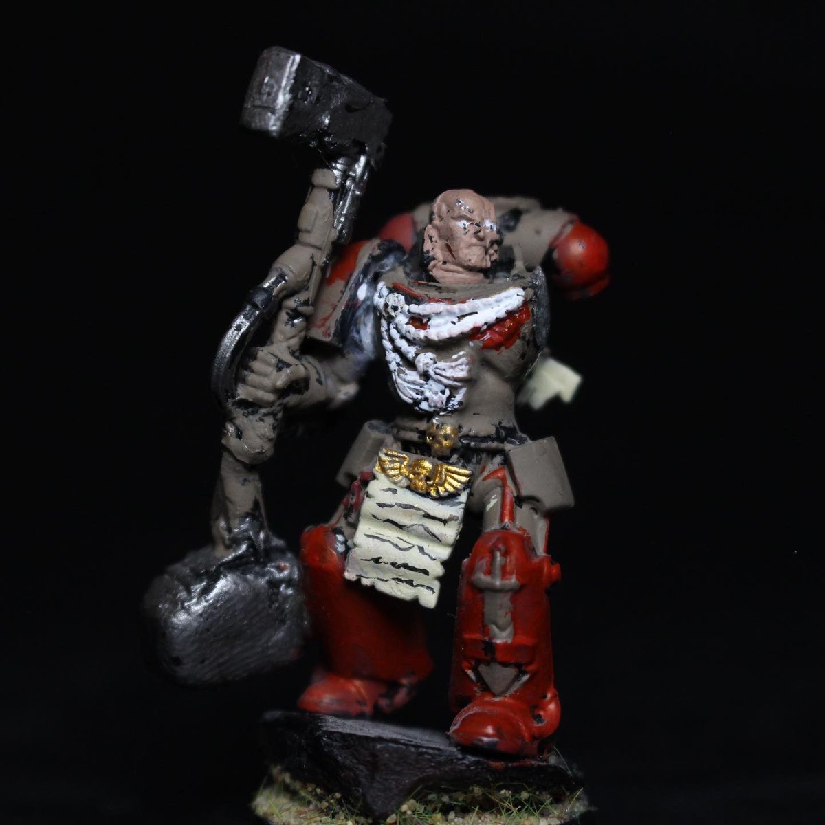 SodenGames's tweet photo. Chapter Master Carto Gatous of the Cross Hammers. A bit of an upgrade from his model I made about 11 years ago. #paintingwarhammer #WarhammerCommunity #warmonger #gamesworkshop #warhammer40k #paintingminiatures #warhammer #spacemarines #chaptermaster https://t.co/IEmIsdmQ9c