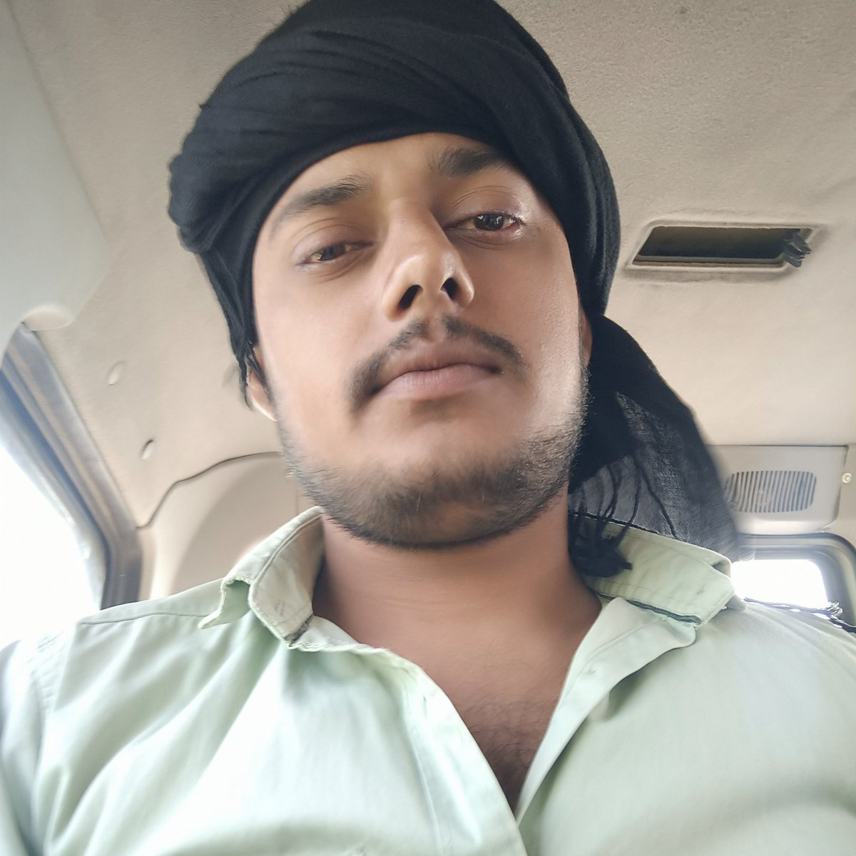mraj33000's tweet photo. #NewProfilePic https://t.co/PKYRHNjQPY