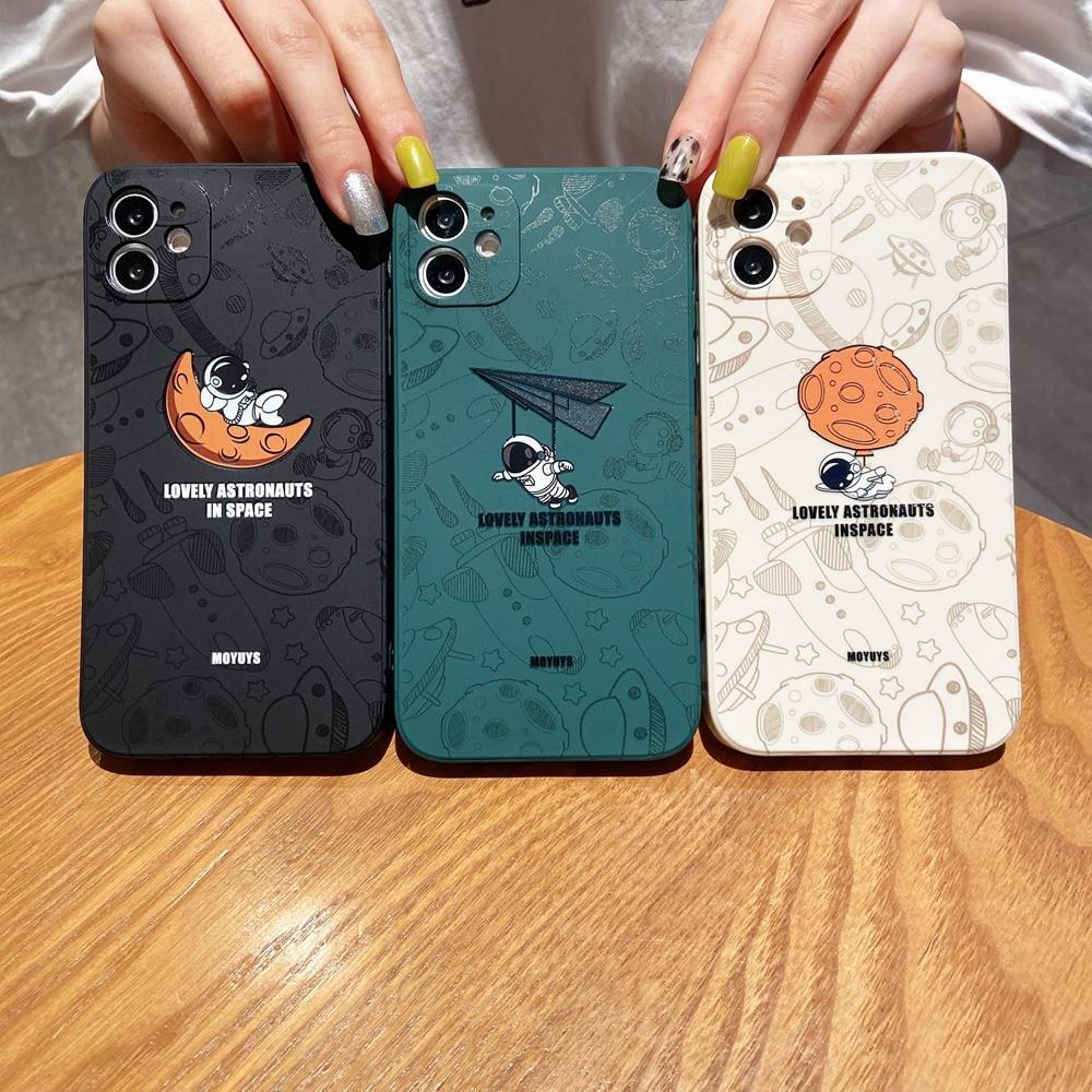 TouchyStyle's tweet photo. 🐣. Offer Xtras! Cute Phone Cases For iPhone 11 12 Pro Max 7 8 Plus Xs X Xr 13 Astronaut Moon Cartoon Space for $15.50 #designerinspired #affordablestyle https://t.co/dmvs6gXLar