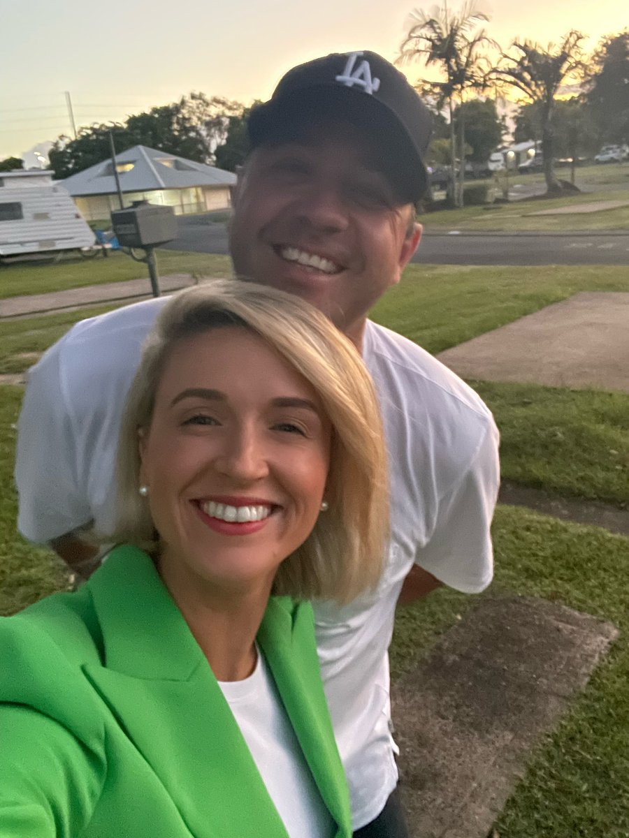 When your husband crashes your <a href="/TheTodayShow/">The Today Show</a> live cross at 430am. Reunited after several weeks, how good is today? #qldreopens <a href="/paul_glover21/">Paul Glover</a>